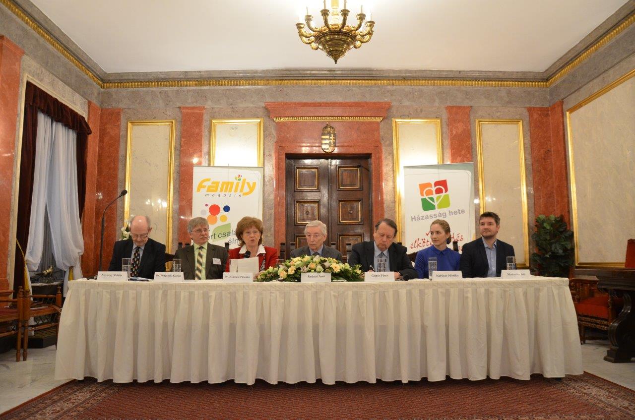 Házasság_hete_nyitó_sajtóesemény_kicsi