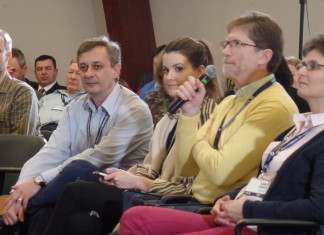 ApCsel 1,8 konferencia képekben