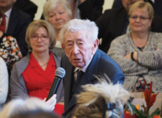 Isten éltesse Pali bácsit!