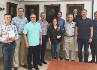 Újra Biblia-ajándékozás a diákoknak