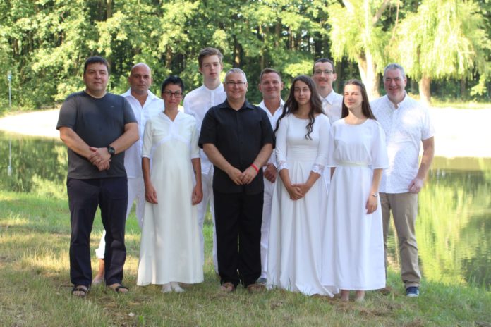 E9D32046-4A8E-4192-8167-18E629F31C53