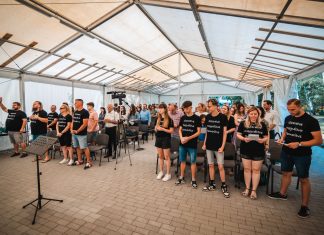 Bemerítés a Balatonlellei Mentőöv Baptista Gyülekezetben