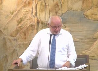 2023-08-27-du Fodor István: Hallgass, népem, most én beszélek! – Debecen