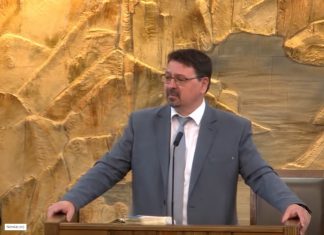 2025-05-18-de Kiss János: Valódi győztesek – Jel. 5:1-7 – Debrecen