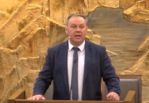 2025-10-12-de Komlósi Sándor: Más lélekkel (szellemmel) átitatva – Debrecen