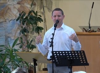 2026.05.10. Beleolvadni, vagy elszigetelődni? (Pálfi Sándor) – Kecskemét