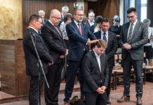 Lelkipásztor-avatás és -beiktatás a Debreceni Baptista Gyülekezetben
